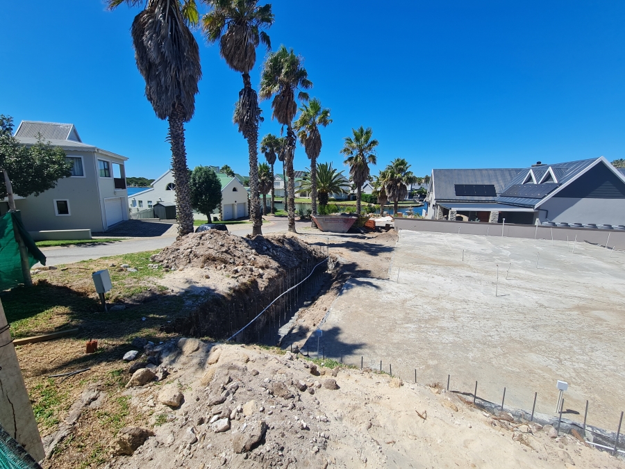 3 Bedroom Property for Sale in Marina Martinique Eastern Cape